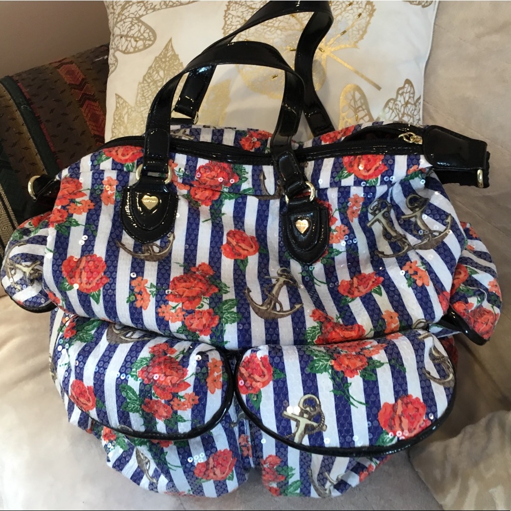 Juicy Couture Overnight bag